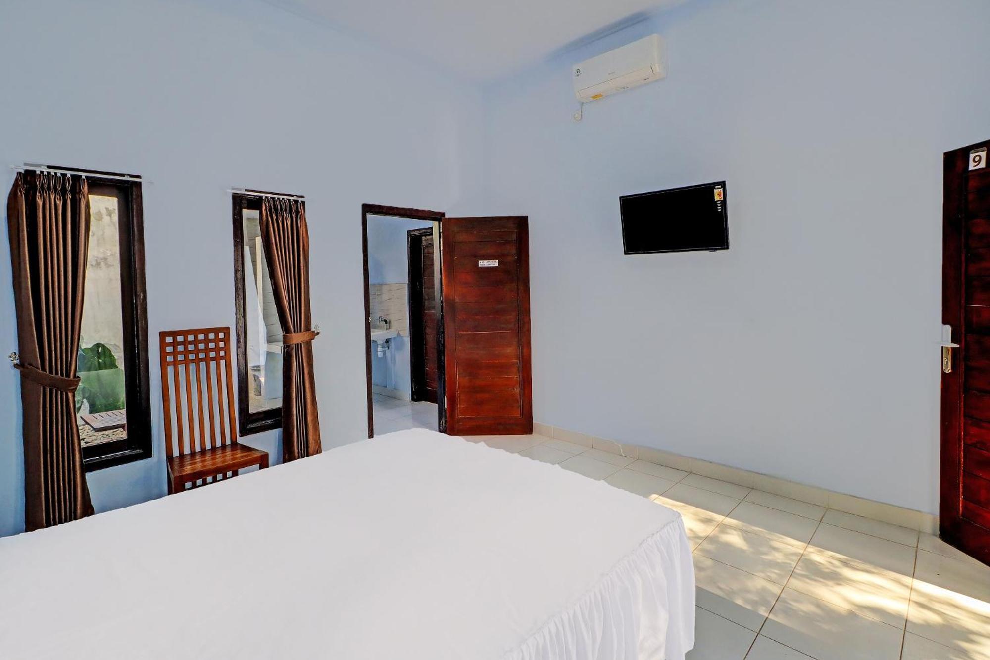 Oyo 92401 Hotel Mustika Negara  Exterior photo