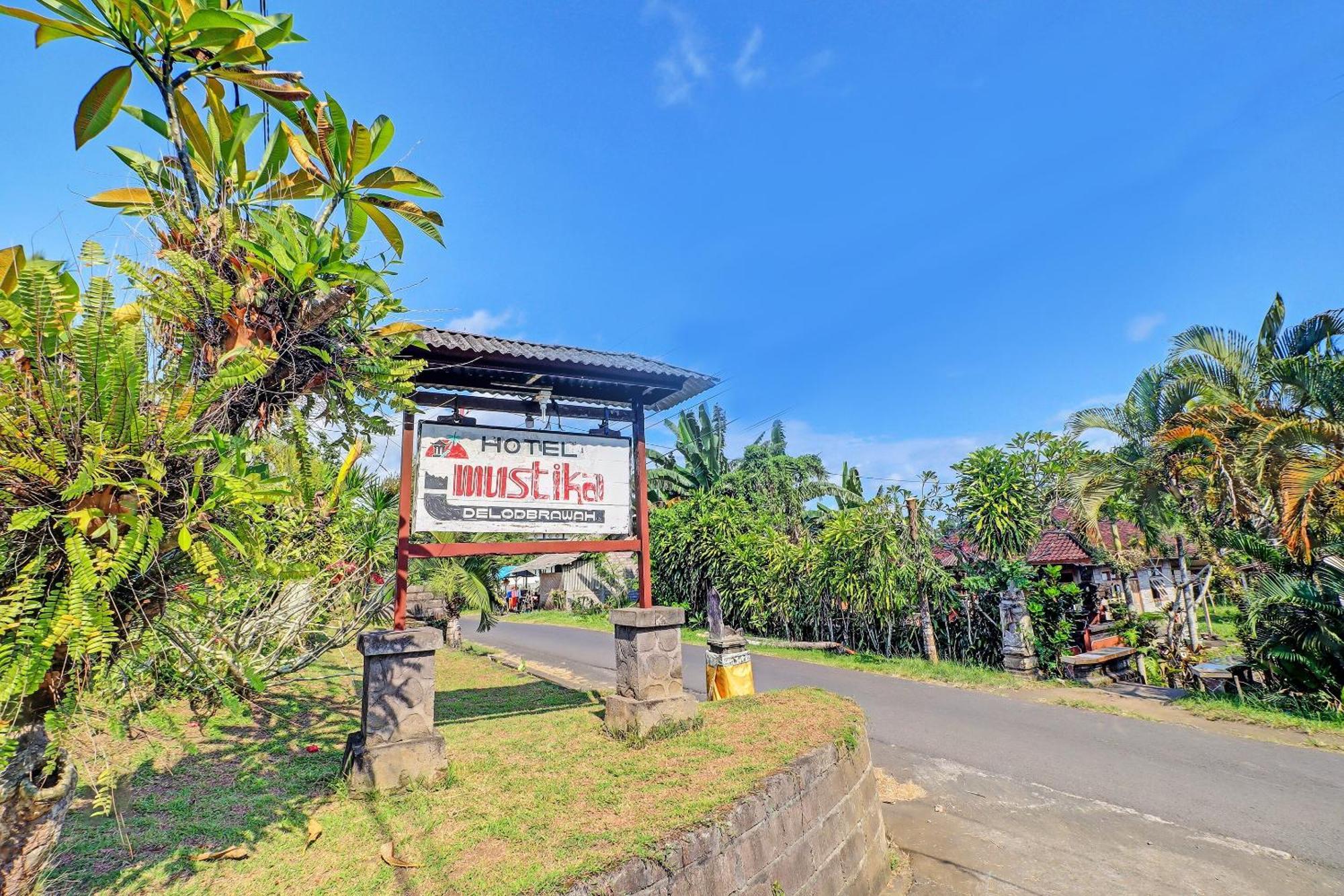 Oyo 92401 Hotel Mustika Negara  Exterior photo